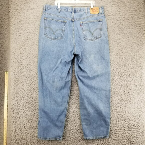 Levis Jeans Mens 42x32 100% Cotton 560 Vintage Comfort Fit Tapered Leg *Read* - Picture 1 of 16